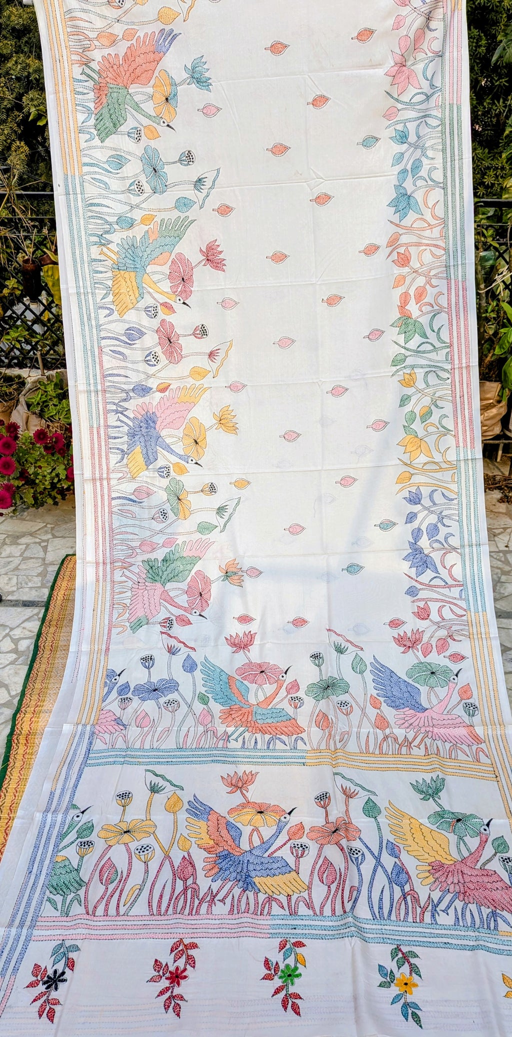 Swan Hand stitched Kantha saree